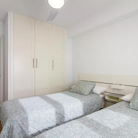 Awesome In With Kitchen Benidorm